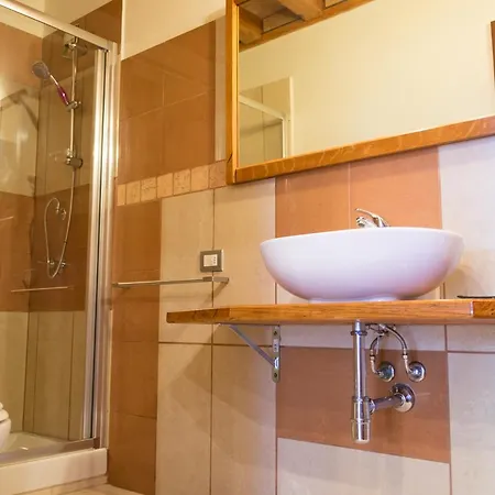 Quarto em Acomodações Particulares Parma Country